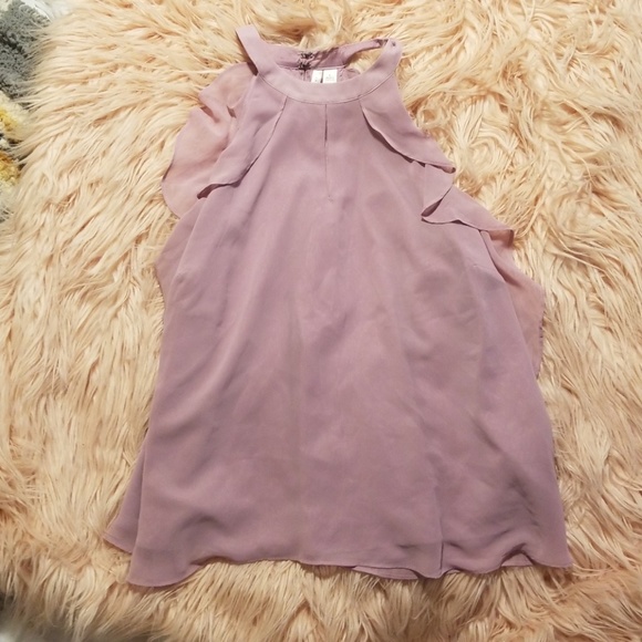 LC Lauren Conrad Tops - SALE! Lauren conrad ruffled sleeve